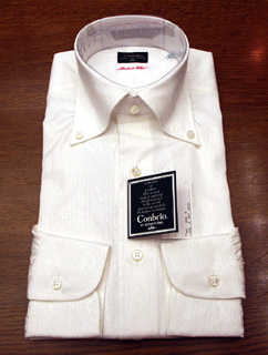 ジャカード織りの新作シャツ