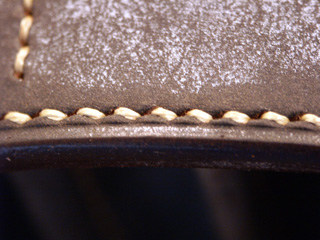 麻糸とコバの間に見えるのがネン