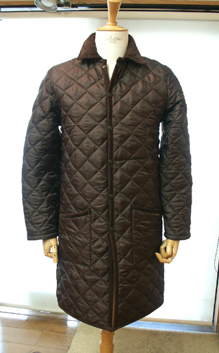 ポリエステル・キルティング・ロングジャケット