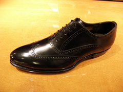 ラウンド・トウタイプのウイングチップ