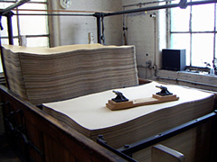 ペーパー・プレス