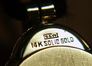 14Kソリッドゴールド