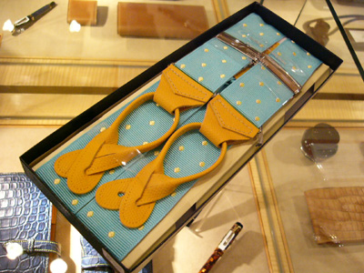 ドットのサスペンダー