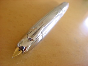 パイロット キャップレス 万年筆