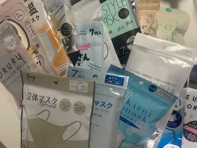 セリアのマスクは種類が充実！