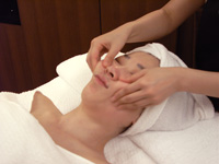 つまみマッサージ