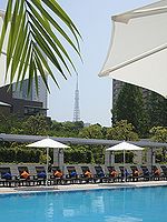 ガーデンプール