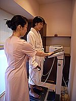 ボディチェック