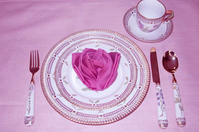 春のおしゃれなナプキンワークのイメージ