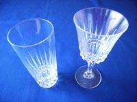 タンブラーとワイングラス