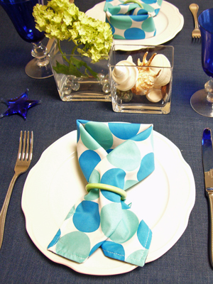 海のイメージでコーディネート