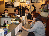 じろまる・店内