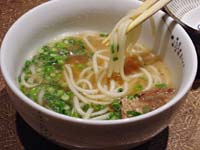 モモガッパ・鶏スープめん