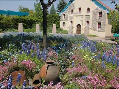 モデルガーデン