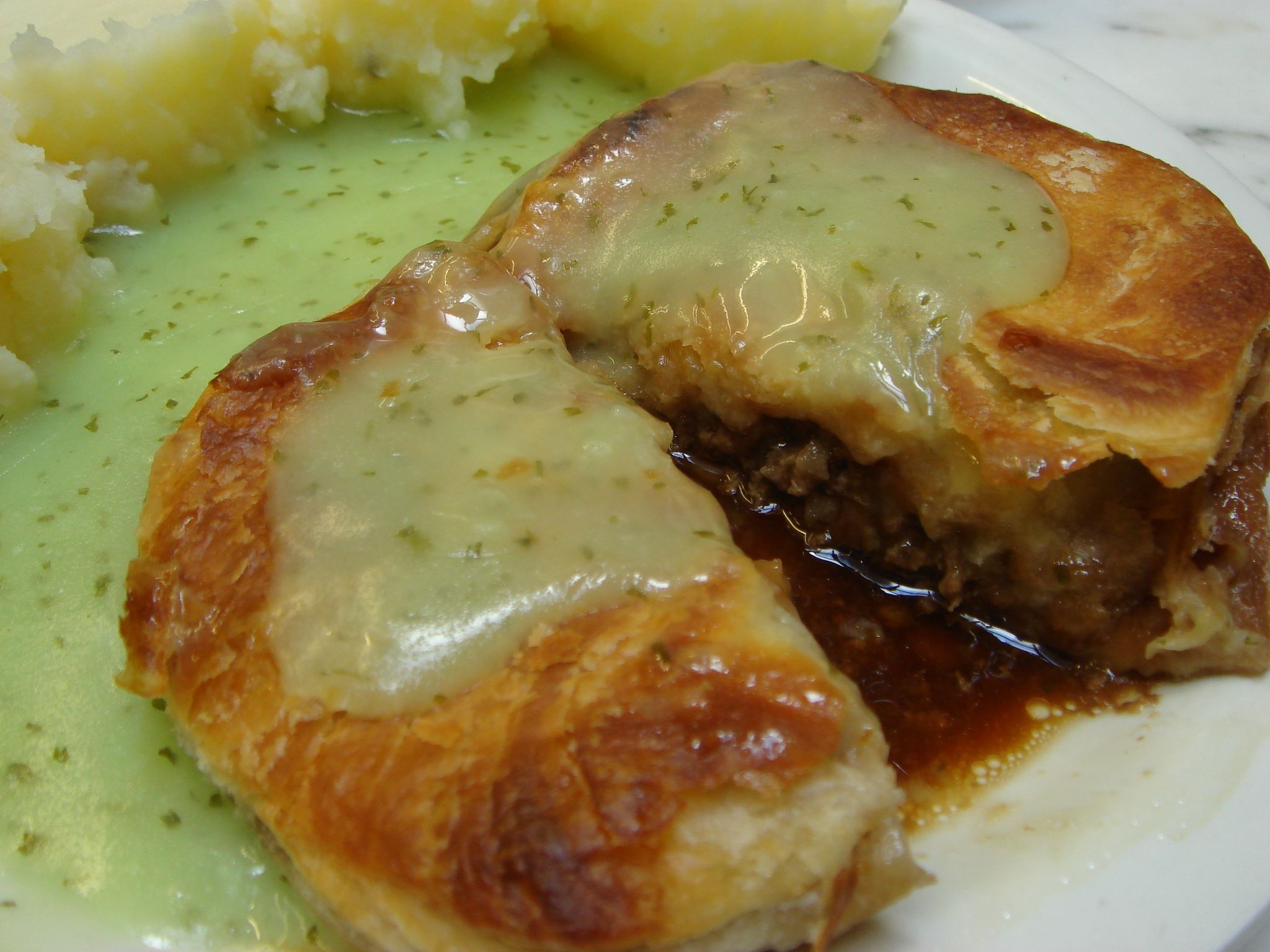 パイ＆マッシュ