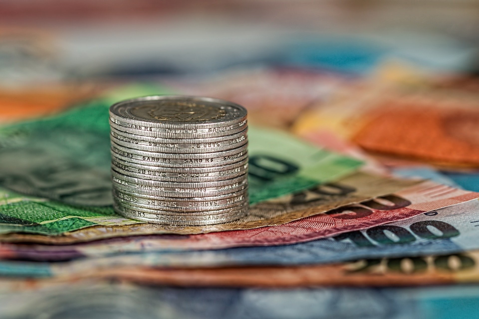 金婚式のお返しの価格相場はいくら?