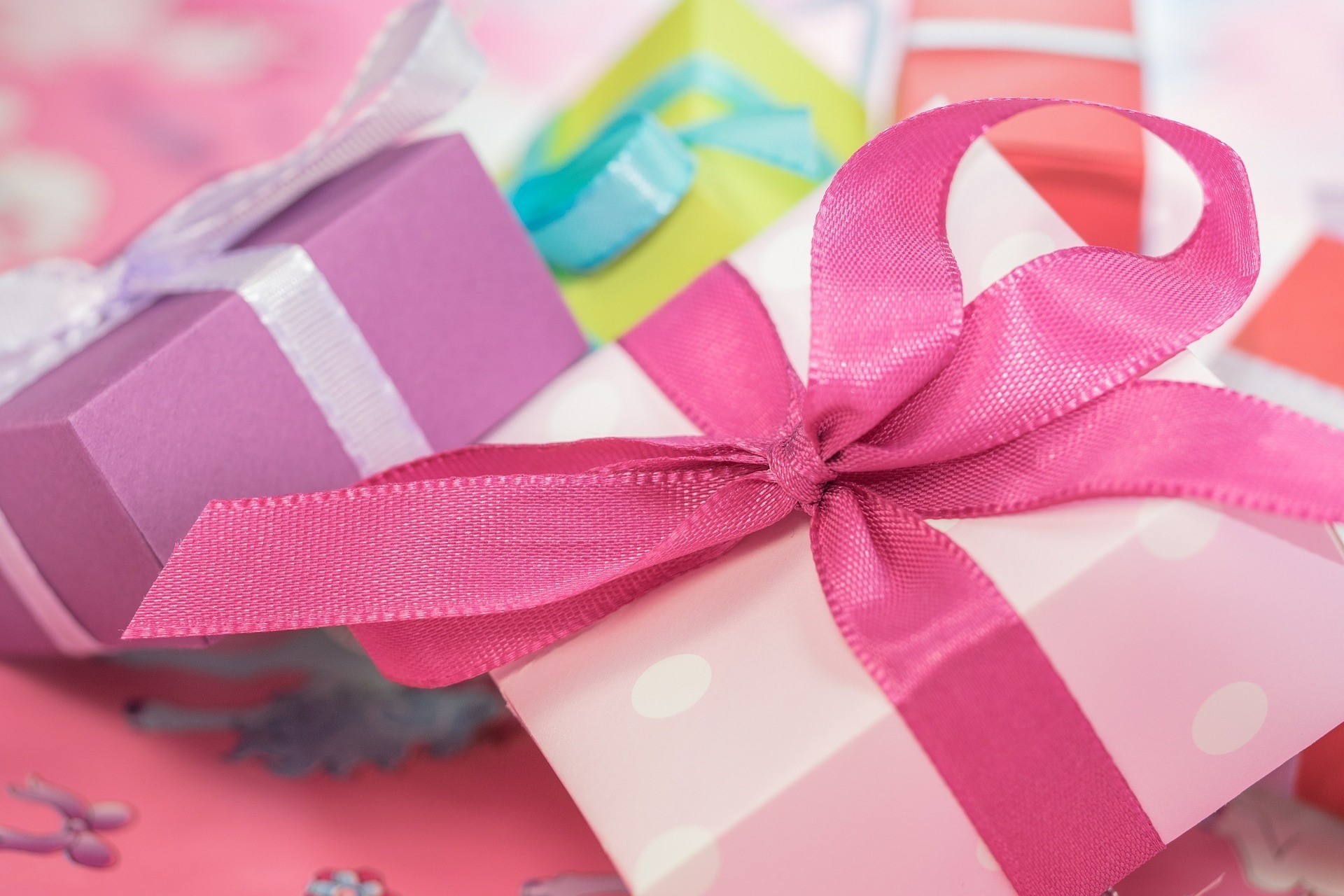 出産祝いのプレゼントはベビー用品以外でもOK!
